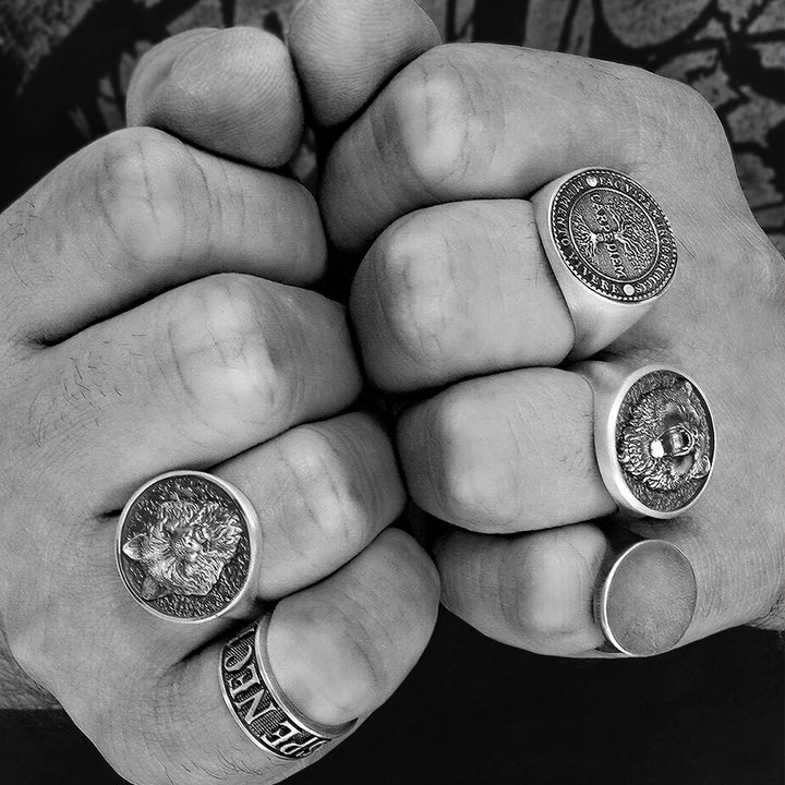 Wolf Symbol Men's Signet Ring Matte Finish 925 Sterling Silver