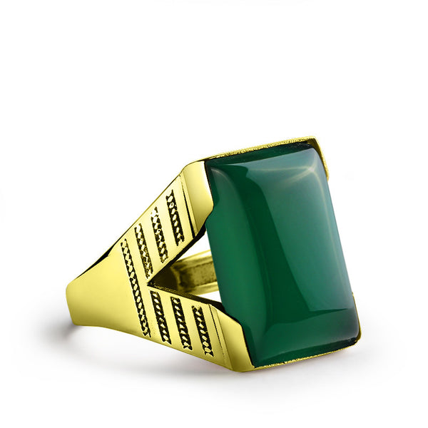 Men's Ring in 14k Yellow Gold with Natural Green Agate Stone