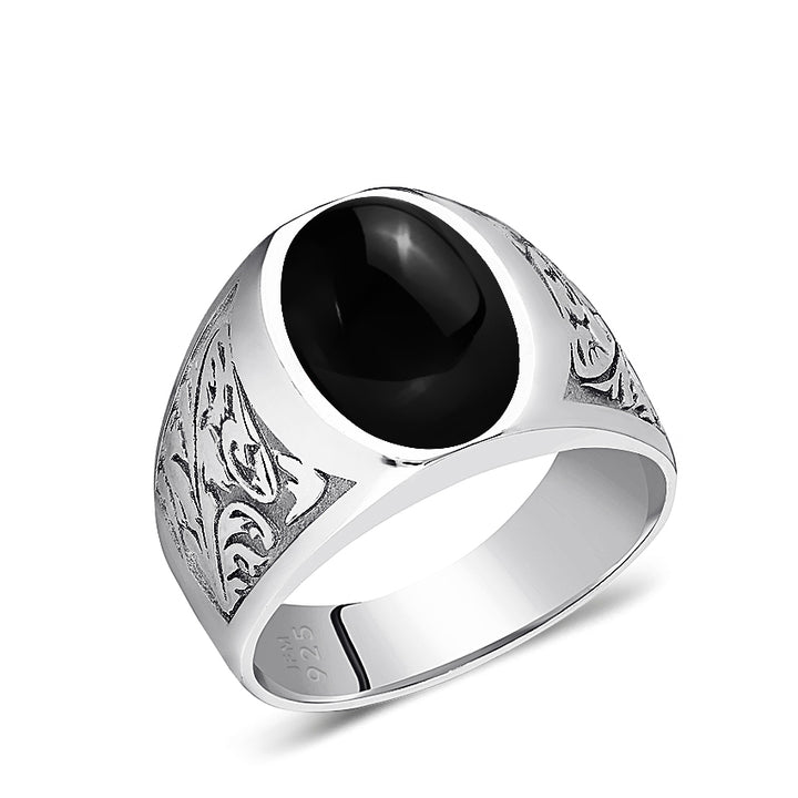 Onyx Solid Back Ring