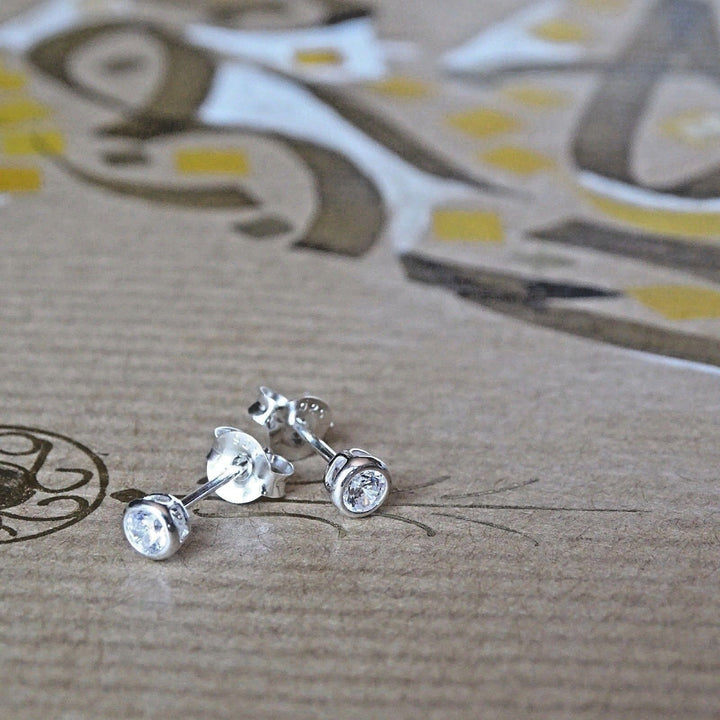 New 925k Sterling Silver Mens Small Stud Earrings with CZ 1 Pair or 1 pc